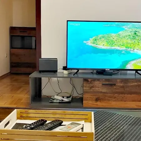 דירה Lux Rose 2 60m2 קרגיובאק