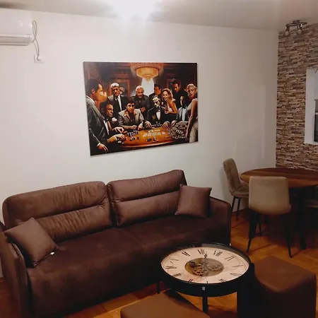 דירה Lux Rose 2 60m2 קרגיובאק